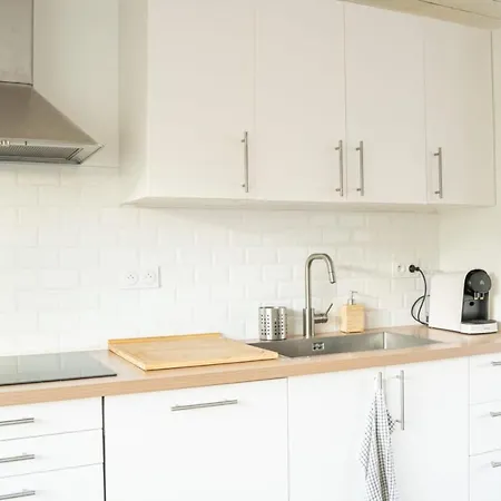 בית נופש Bright House With Terrace In Arcachon *