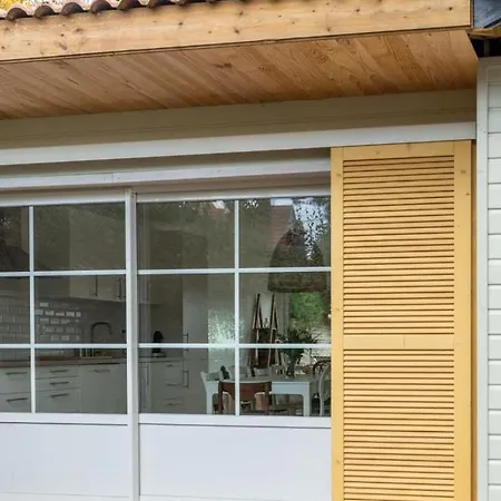 Bright House With Terrace In Arcachon בית נופש ארסשון